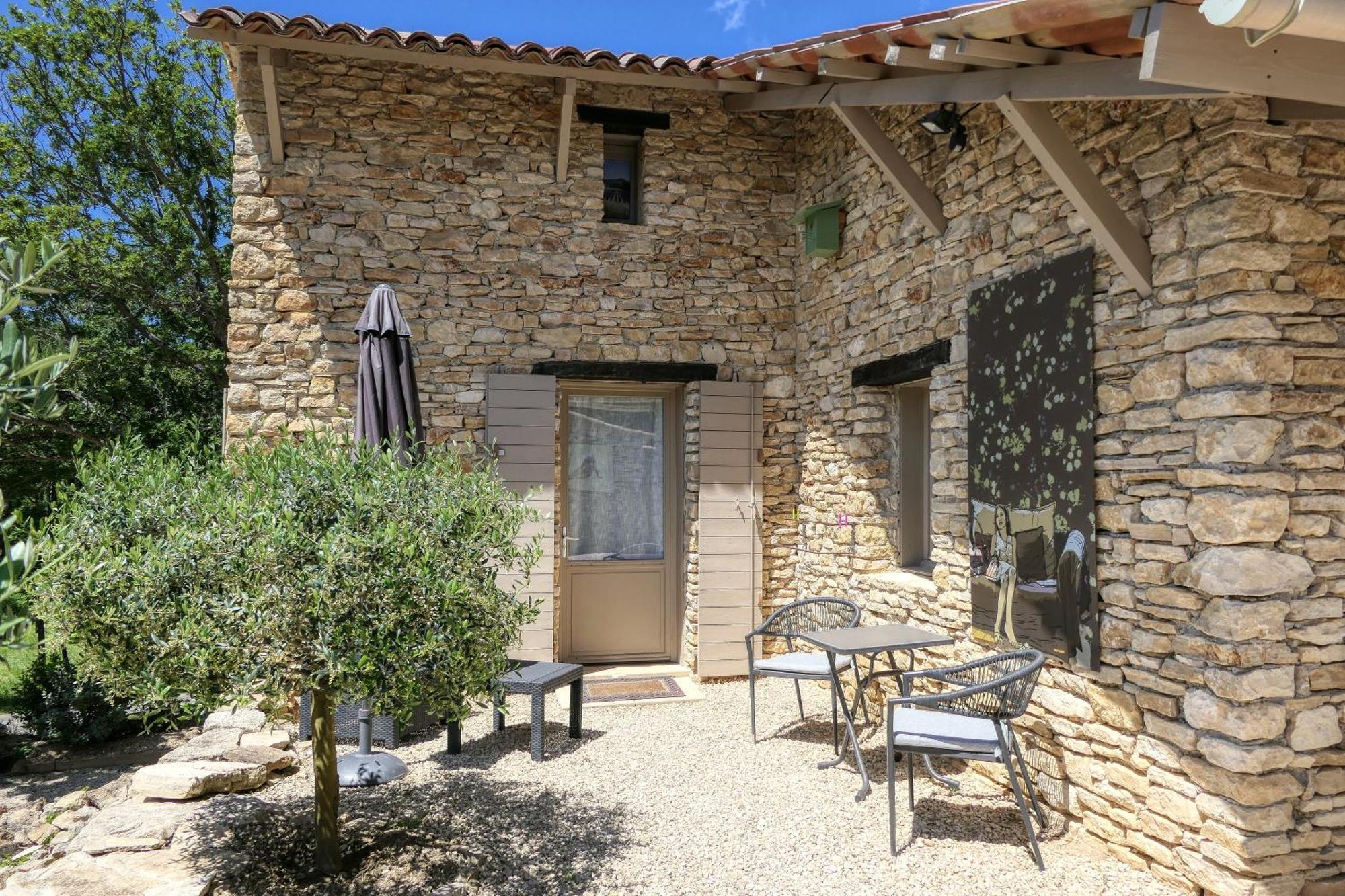 Le Hameau Fleur De Pierres , Chambre , Gite Et Table D'Hotes Murs  Екстериор снимка