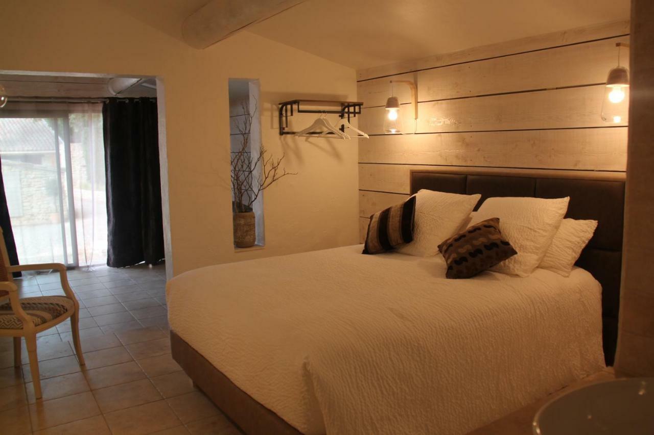 Le Hameau Fleur De Pierres , Chambre , Gite Et Table D'Hotes Murs  Екстериор снимка