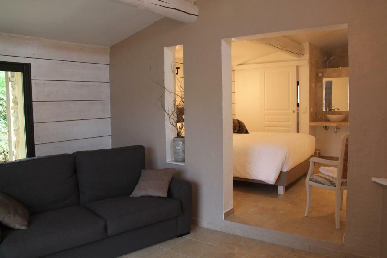 Le Hameau Fleur De Pierres , Chambre , Gite Et Table D'Hotes Murs  Екстериор снимка